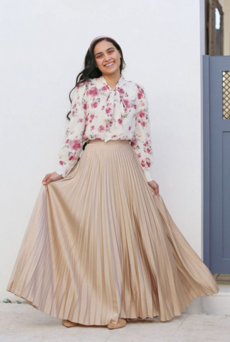 Twirling into Tomorrow Skirt (4 Colors) – daintyjewellsfoundation